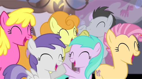Ponies Cheering For Fluttershy My Little Pony Games My Little Pony