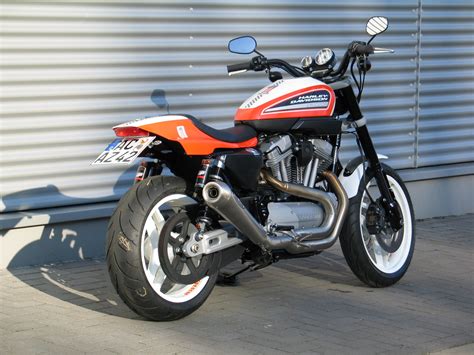 This (cafè racer) kit for harley davidson xr1200, offers replacement top and bottom triple clamps in lightweight cnc machined billet aluminium, black anodised. HARLEY-DAVIDSON XR1200 - Image #10 | Harley davidson bikes ...