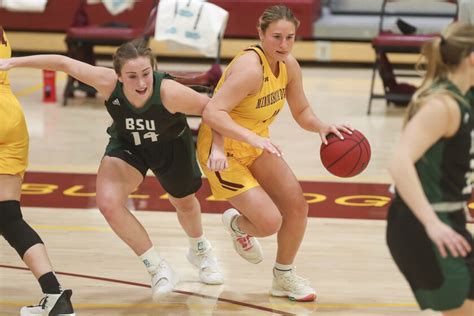 College Womens Basketball Umd Wins Second Nsic Tournament Title In Past Two Years Duluth