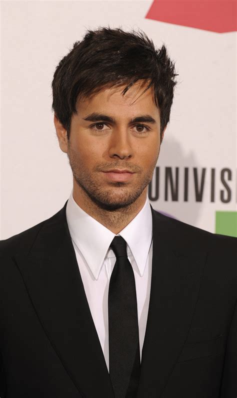 Enrique Iglesias Photo Of Pics Wallpaper Photo