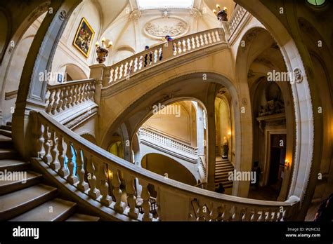 Louvre Museum Staircase High Resolution Stock Photography And Images
