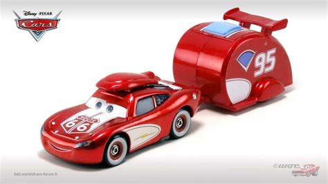 Bdd World Of Cars Road Trip Cruisin Lightning Mcqueen And Trailer