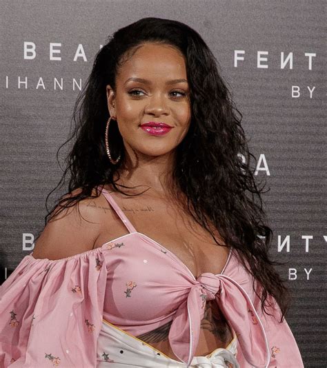 Rihanna Launch Of Fenty Beauty In Madrid 09232017
