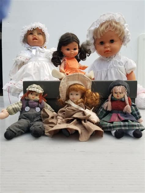 11 Porcelain Collectible Dolls Obo Classifieds For Jobs Rentals Cars Furniture And Free Stuff