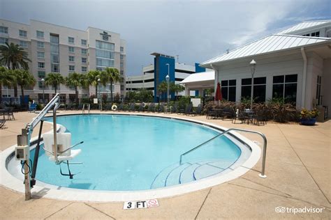 Hilton Garden Inn Tampa Airport Westshore Pool Pictures And Reviews Tripadvisor