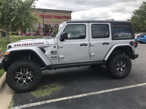 35 Inch Tires On Stock Wheels Page 2 Jeep Wrangler Forums Jl Jlu