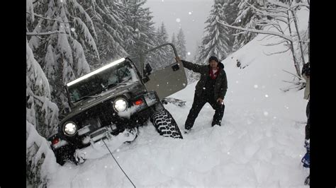 Deep Snow Wheeling Jeep Wrangler Oregon Cascades Extreme