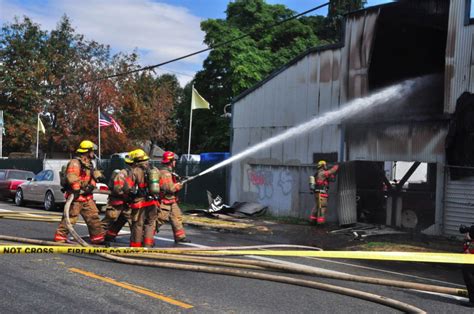 Crews Extinguish 2 Alarm Fire At North Portland Recycling Site