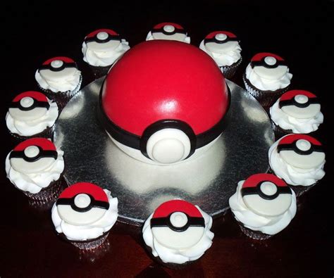Pokeball ball | Pokemon cakes, cupcakes & cookies | Cupcakes, Pasteles et Decoracion de cupcakes