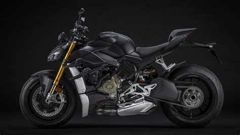 Salah satu yang pasti dilakukan ialah meluncurkan seri motor 1. Ducati Streetfighter 2021 Miliki Skema Warna Baru dan ...