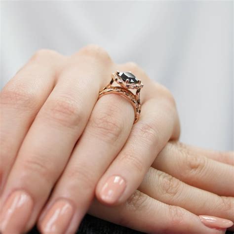 Rose Gold Vintage Floral Black Spinel Diamond Engagement Ring Etsy