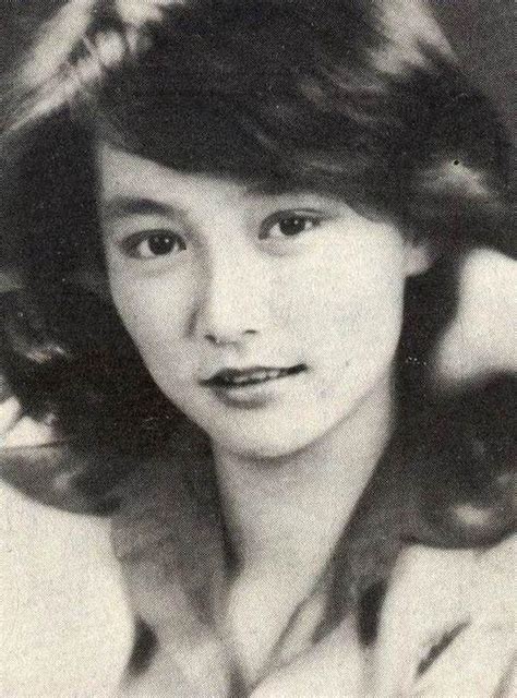 See more of 應采靈 on facebook. 40年前紅過林青霞，因緋聞被迫息影，45歲愛女遭劈腿跳樓身亡 - 每日頭條