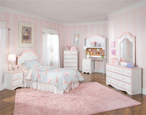 Tips For Pink Bedroom Furniture Interior Decorating Colors Interior