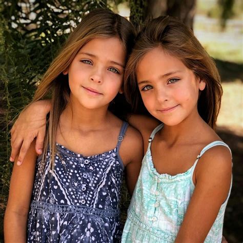 Leah Rose And Ava Marie Twins Girls Kinder Cute Little Girls