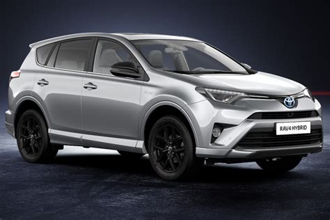 Toyota Présente Ses Modèles Hybrides Au Salon Auto Expo 2018 Marokoto
