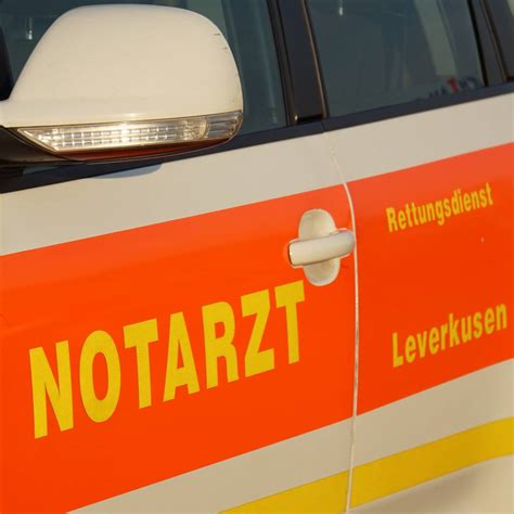 Six people were injured and several buildings evacuated after a fire caused a huge plume of smoke to billow into the. Drei Schwerverletzte nach Lauben-Explosion - Radio Leverkusen