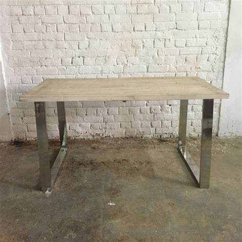Dining table for residential and commercial premises. STAINLESS STEEL DINING TABLE WITH WOOD TOP - Nadeau Alexandria