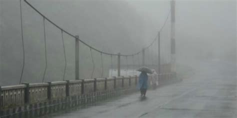 Heavy Rains Lash Northeast India Cherrapunji Drenches With 151 Mm