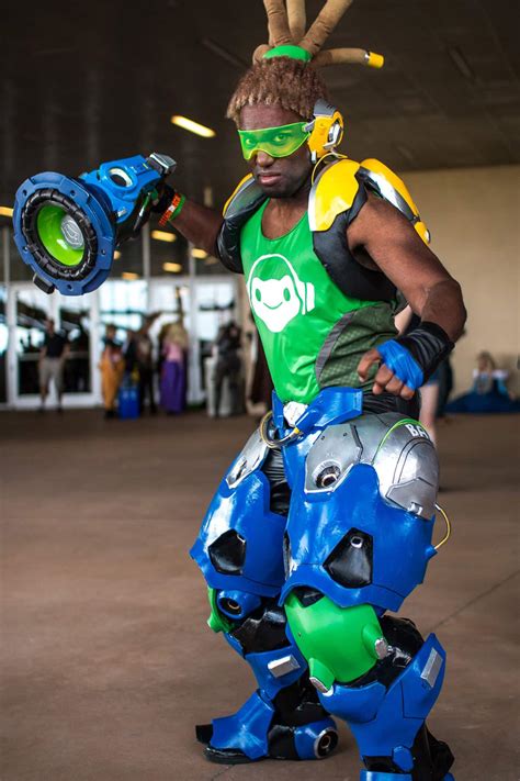 32 Overwatch Cosplay Costumes For All Characters Altar Of Gaming