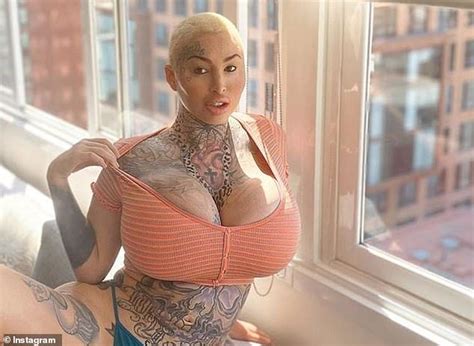Onlyfans Star With World S Fattest Vagina Mary Magdalene Before And