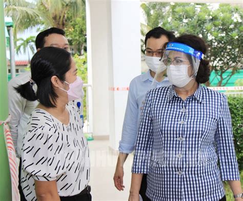 Vaccine của astrazeneca thử nghiệm lâm sàng. Kiểm tra các điểm tiêm vaccine phòng dịch Covid-19