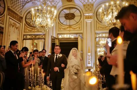 Momen Haru Hary Tanoesoedibjo Menggandeng Valencia Ke Altar Pernikahan Okezone Lifestyle