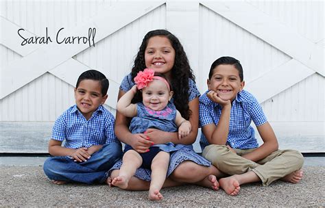 Four Siblings | Family posing, Sibling poses, Siblings photos