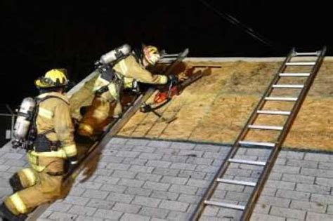 Firefighters Train On Roof Ventilation Techniques Lehigh Valley Press