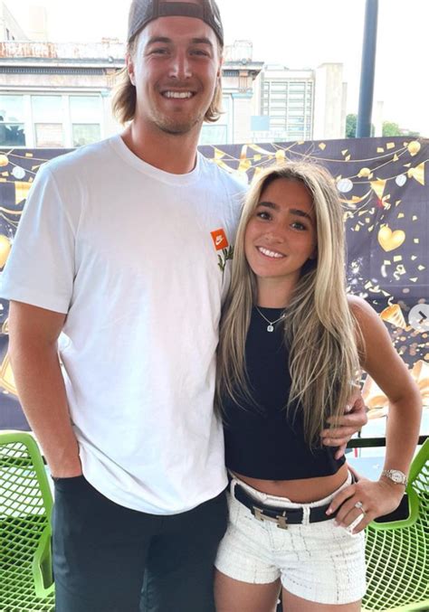 Steelers Kenny Pickett Sets Wedding Date With Amy Paternoster
