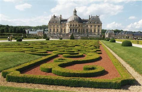 Beautiful French Gardens Magnifique Baroque Style Architecture