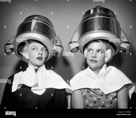 Two Women Gossiping 1950s Hi Res Stock Photography And Images Alamy