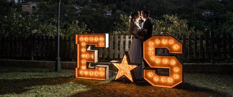 Letras Luminosas Alquiler Estrella Madera Bcnletters Barcelona Para