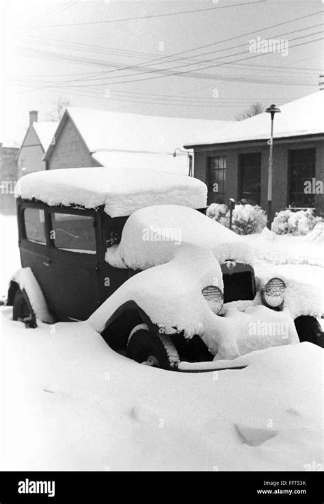 Chillicothe Snow 1940 Nan Automobile Covered In A Snow Chillicothe