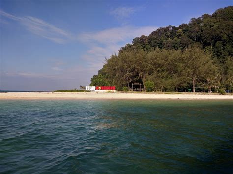 Pulau songsong yang terletak di yan, kedah darul aman merupakan sebuah pulau yang begitu menenangkan jiwa tatkala kaki menjejakinya. SONGSONG ISLAND KEDAH : TEAM BUILDING UKK KMK DI PULAU ...