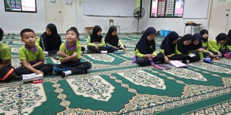 Khemah perlu dibawa oleh setiap sekolah bayar tunai / cek atas nama : Sekolah Rendah Binturan Tutong, Kluster 5: Cocu Activities ...