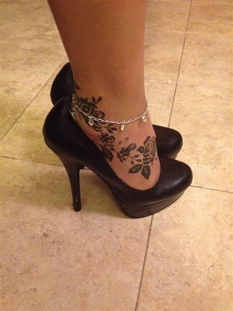 High Heels And Tattoos Rose Tattoo Pretty Tattoo Foot Tattoos Girls