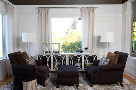 Decorating With Mirrored Furniture In 15 Beautiful Living
