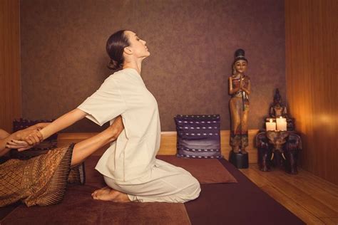 En qué se basa la técnica del masaje tailandés Mentendencias