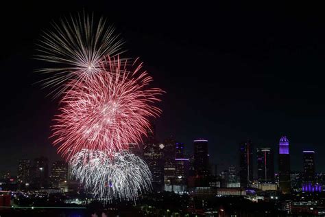 As Houston Celebrates July 4 Covid 19 Threat Lingers For Many Unvaccinated