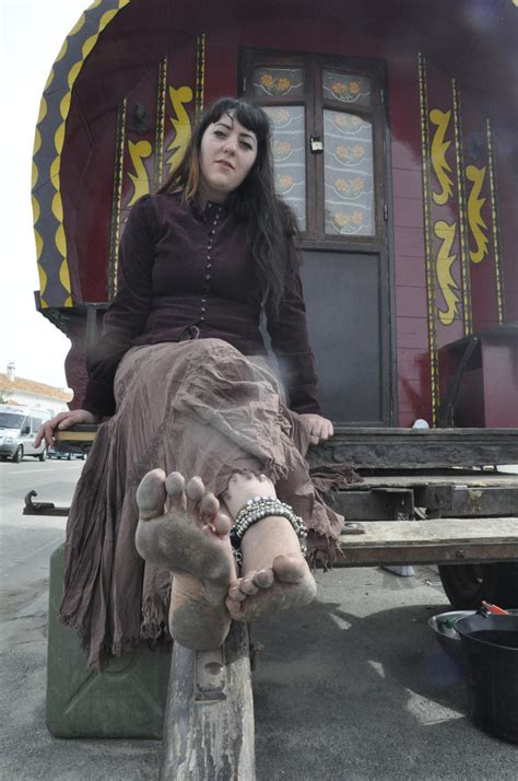 Gypsy Barefoot On Caravan By Gypsybarefootcecilia On Deviantart