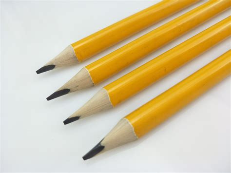 Triangular Yellow Color Hb Jumbo Wooden Pencil Without Jumbo Sharpener - Buy High Quality Hb ...