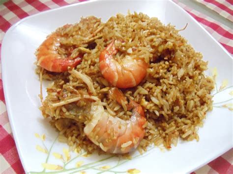Kerabu megi udang galah 🇹🇭. Life is colorful: Nasi Goreng Udang Galah