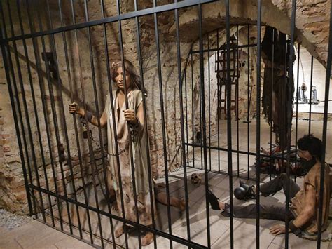 Torture Museum Medieval Torture Chamber In Transylvania Romania