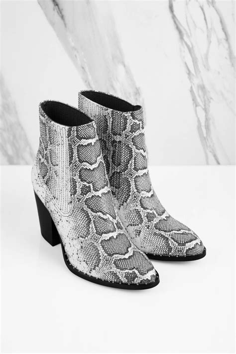 I have a large collection of ball pythons and other species of snakes and reptiles! Boots for Women | Leather Boots, Black Boots, Brown ...