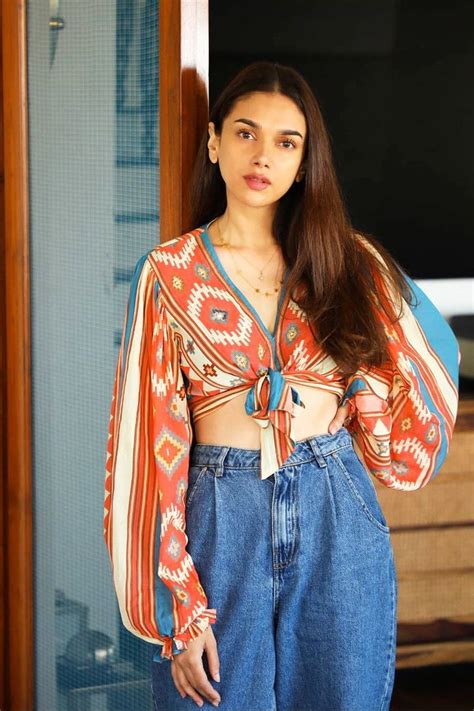 5 Easy Style Lessons You Can Learn From Aditi Rao Hydaris Instagram