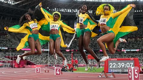 jamaicans win women s 4x100 relay us gets silver