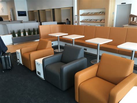 Review Lufthansa Business Lounge München Satellit Schengen