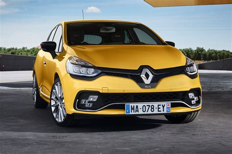 A version of renault clio for everyone. Renaultsport Clio RS gets more lightbulbs and a fancy exhaust for 2016 by CAR Magazine