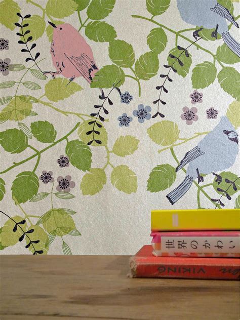 11 Modern Wallpaper Trends To Try Hgtvs Decorating