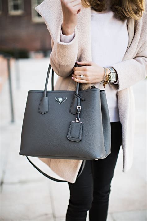 Find More Of Women Wearing Handbags Hobo Bag Handbag Ideas For Girls